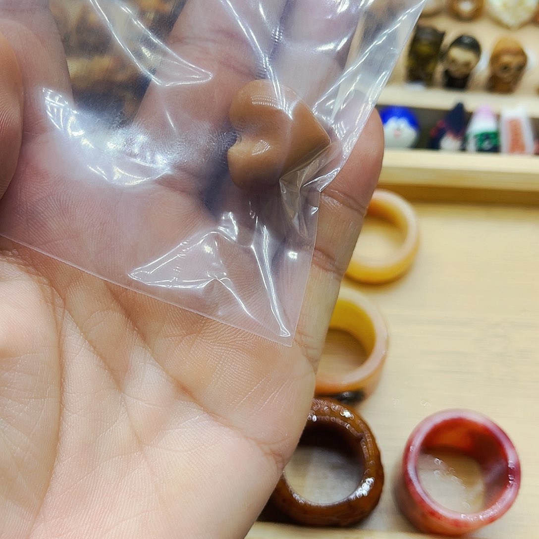 白玉菩提吊坠零零落落啦啦