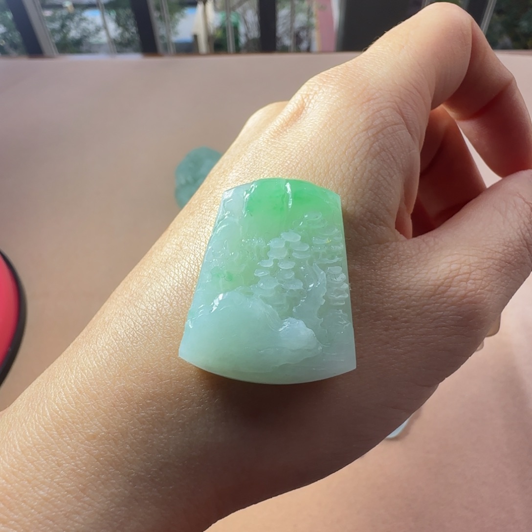 定制翡翠未镶嵌牌