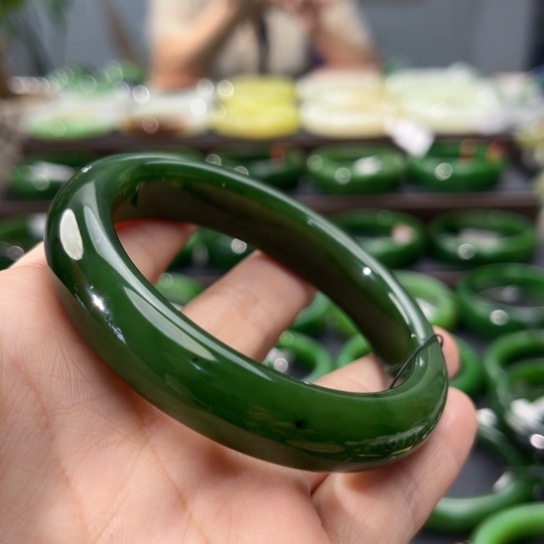 和田玉（碧玉）手镯未镶嵌唯*