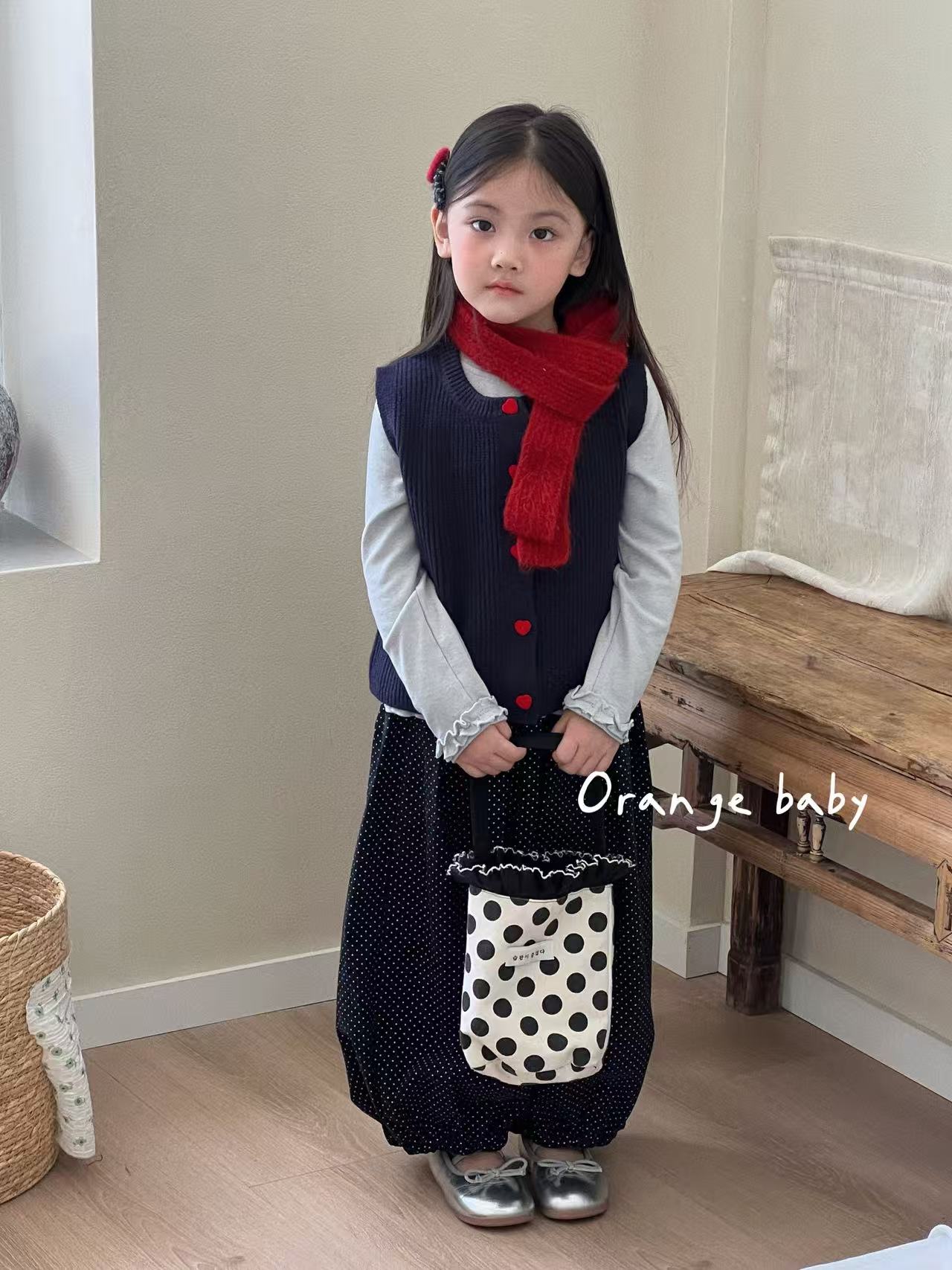 2025秋“阿诺瓦伊‘’女童打底衫+针织毛衣马甲+波点裤CZ25053