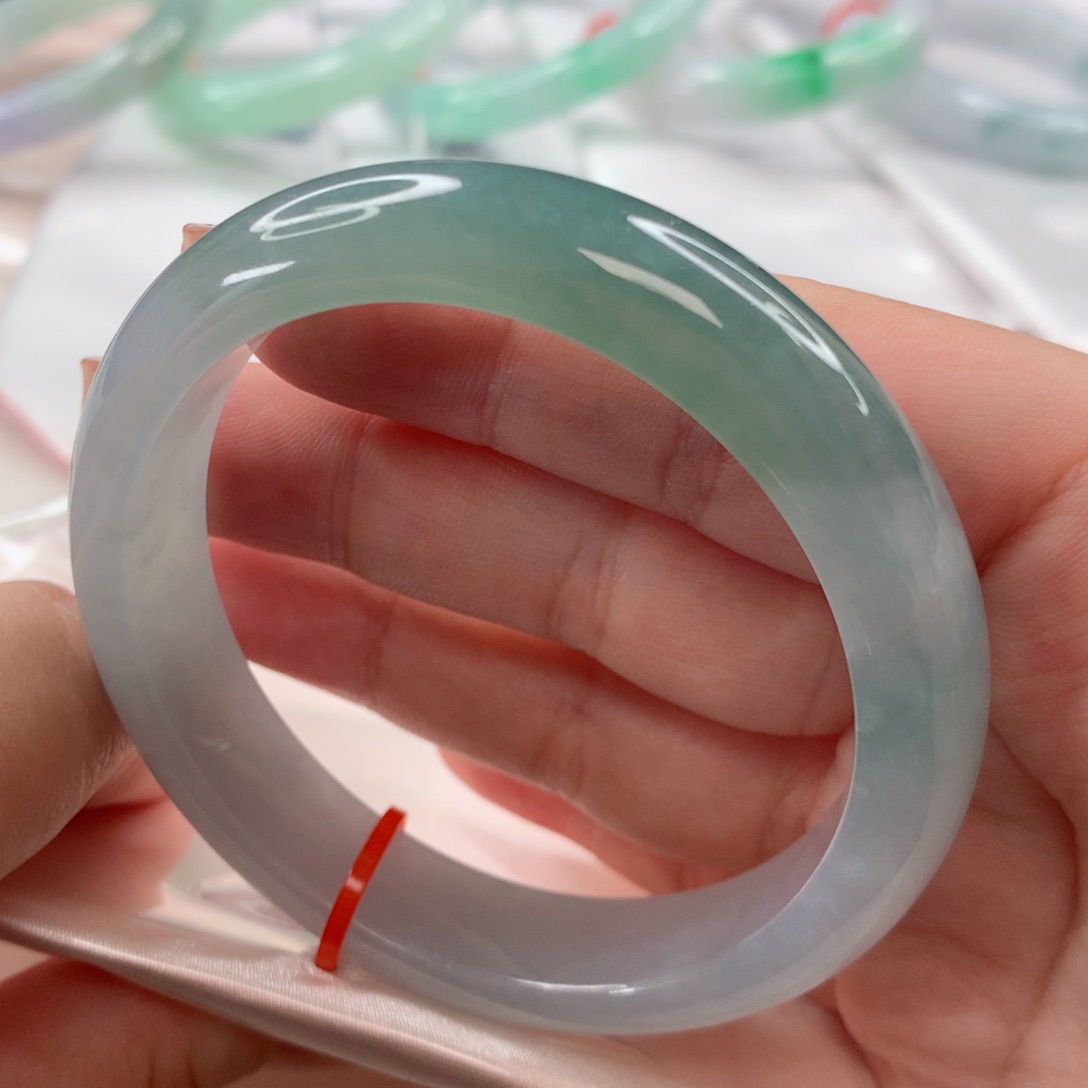 翡翠手镯未镶嵌56.5圈口