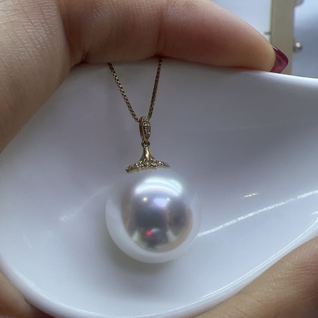 淡水珍珠吊坠(赠链)18K金镶嵌