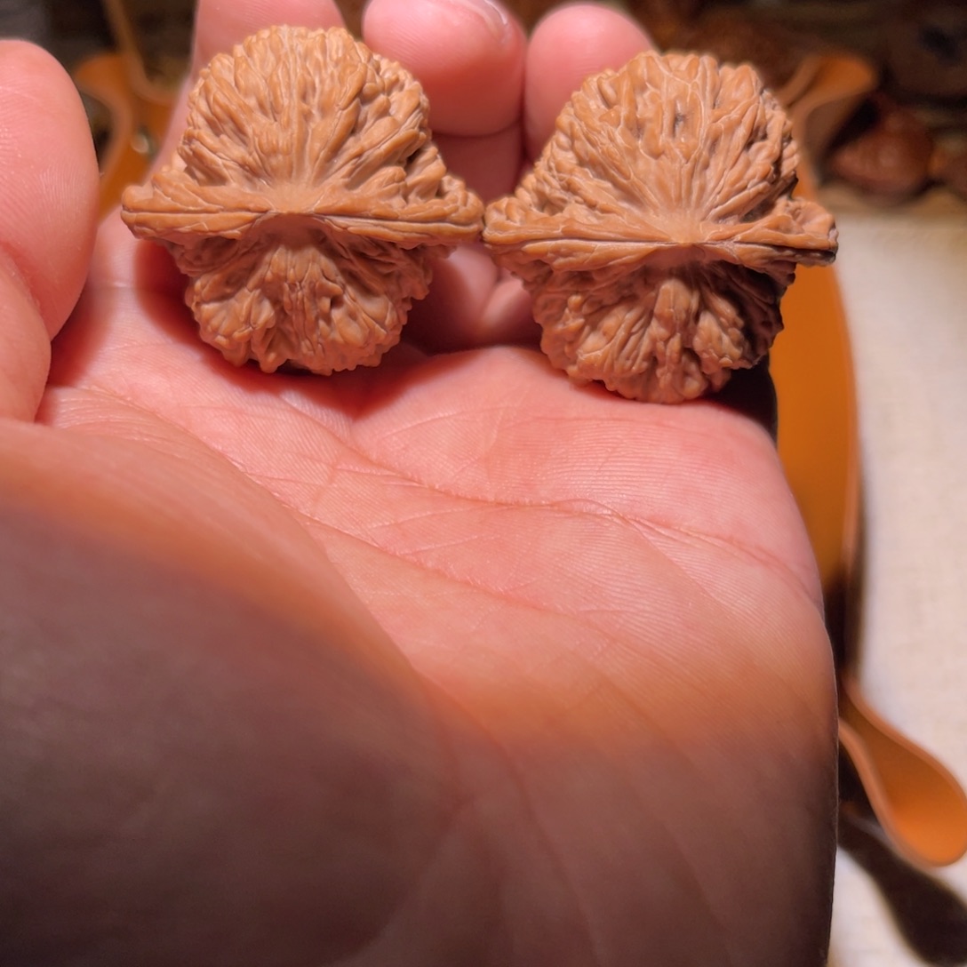 李***。把件文玩核桃四座楼