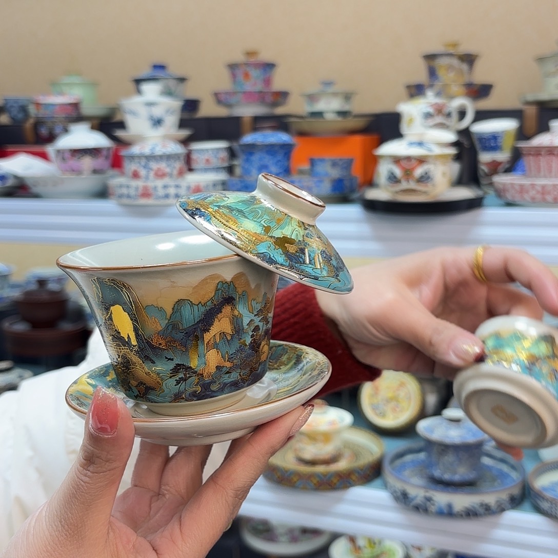 盖碗里的水煮开后