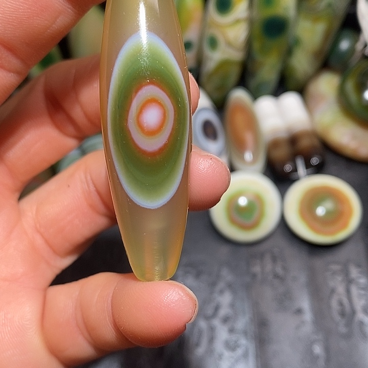 龙***馨玛瑙/玉髓合金颈饰