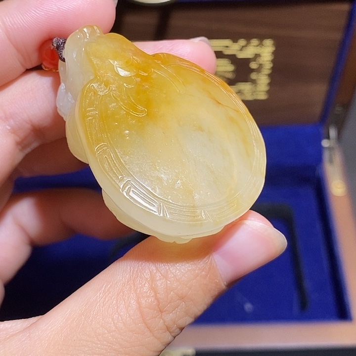 未镶嵌和田玉挂件