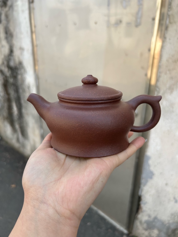 宜兴原矿手工紫砂粗砂紫泥紫砂壶
