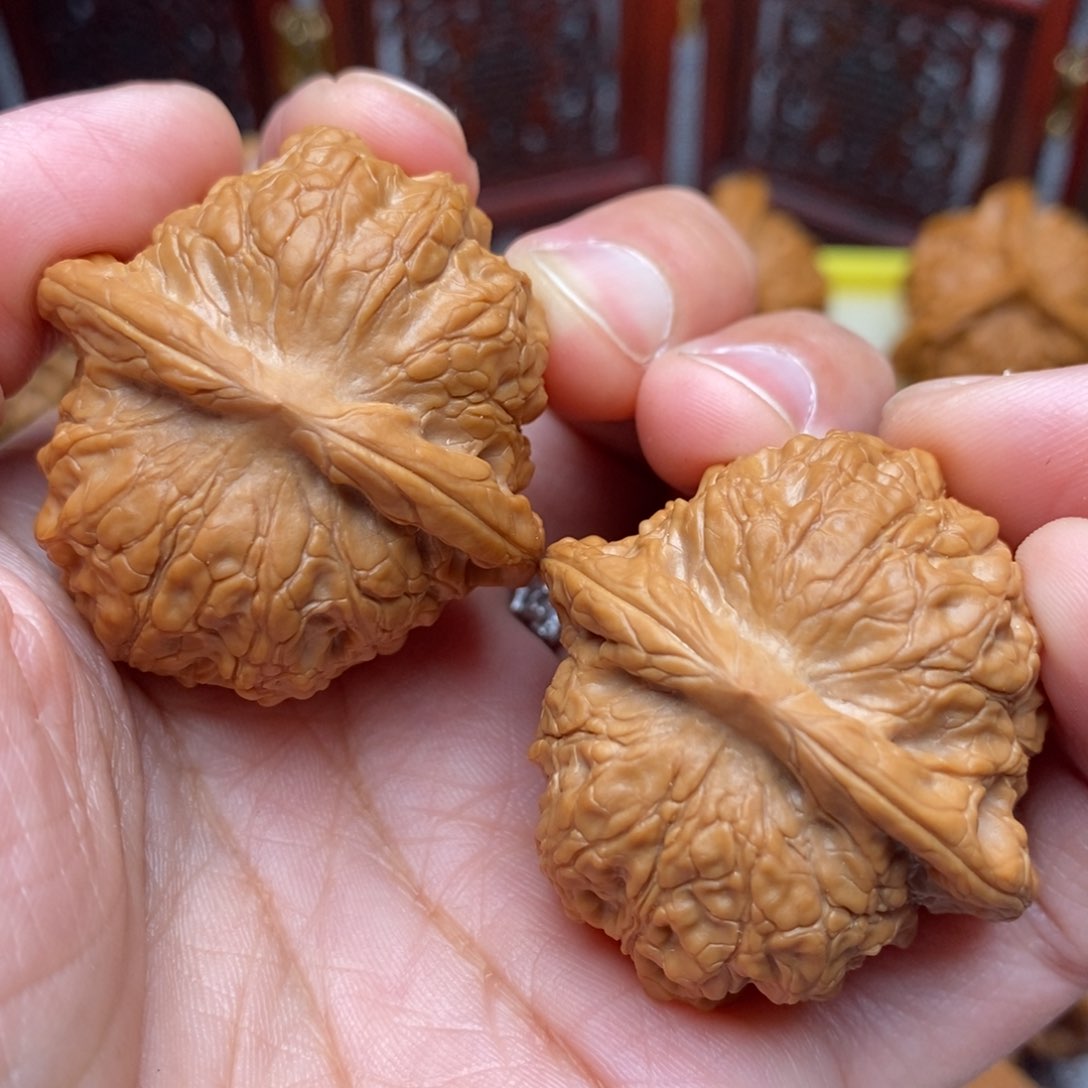 文玩核桃把件全品毕业绝配血麒麟38.8尺