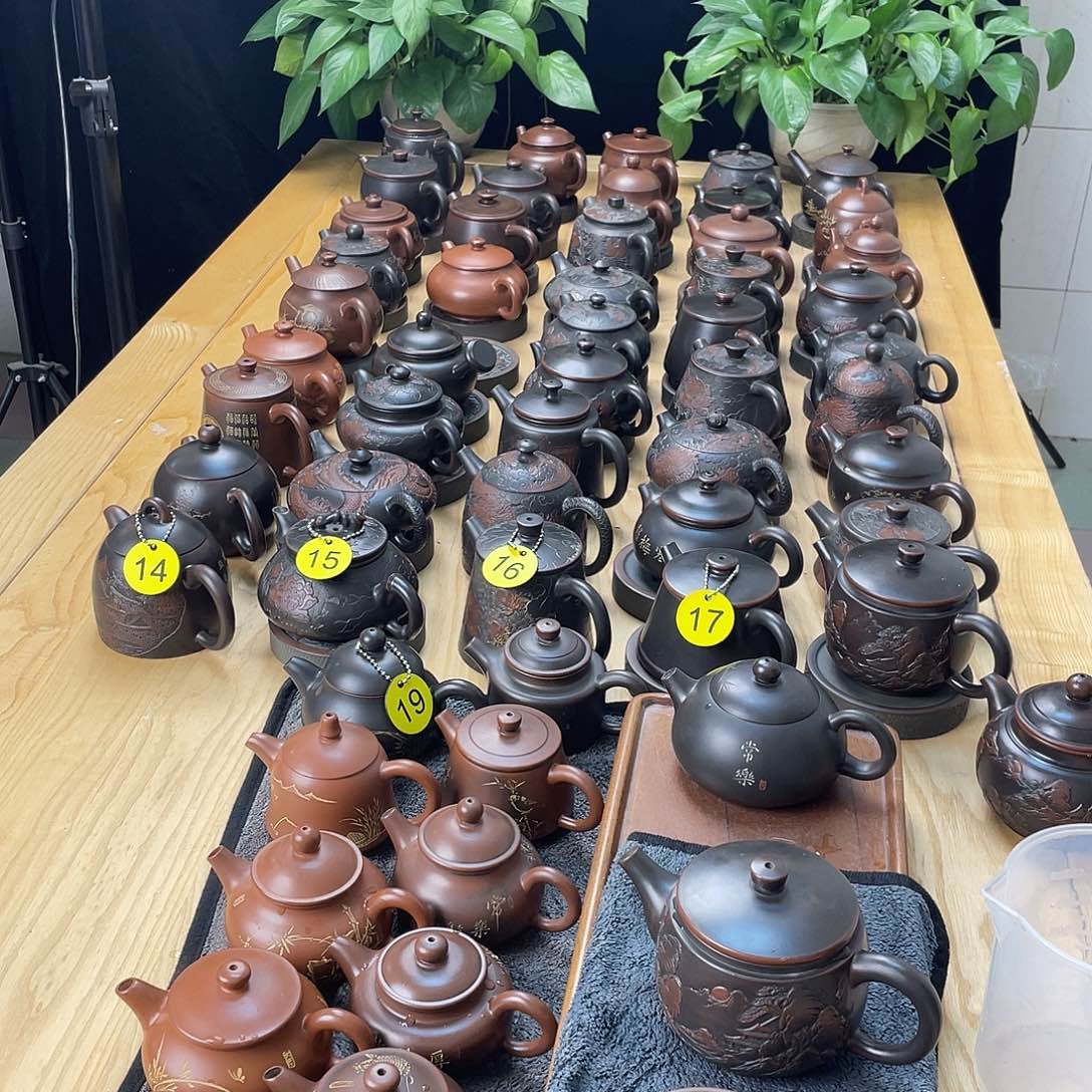 疯***贝泥塑汉瓦壶250毫升左右