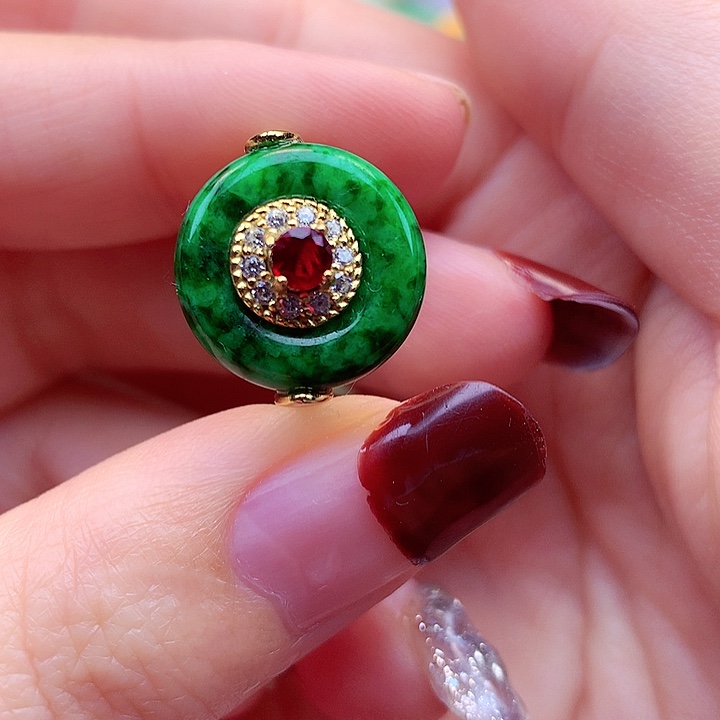 翡翠颈饰银S925镶嵌翡翠