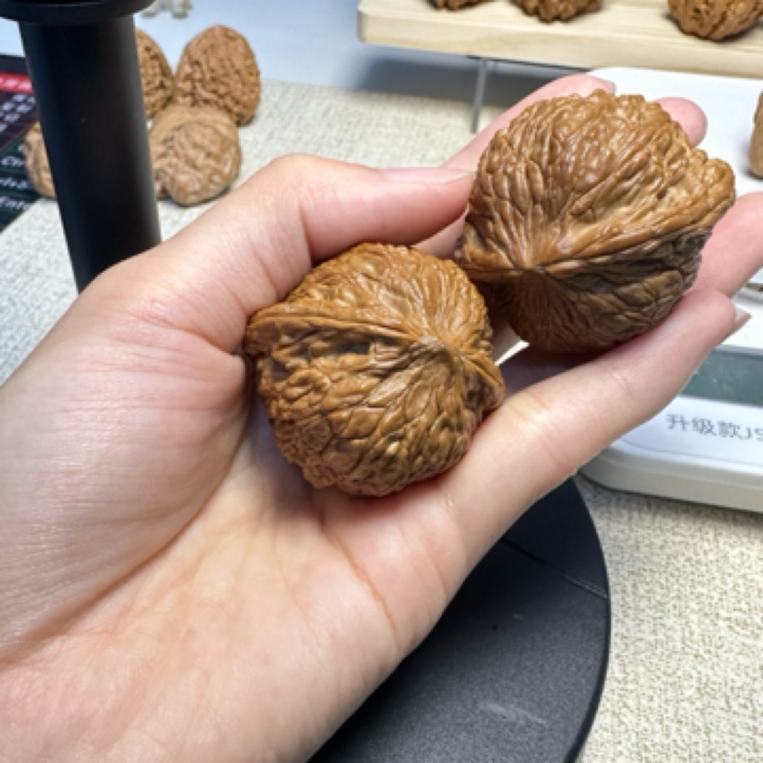 文玩核桃 绣球 一图一物