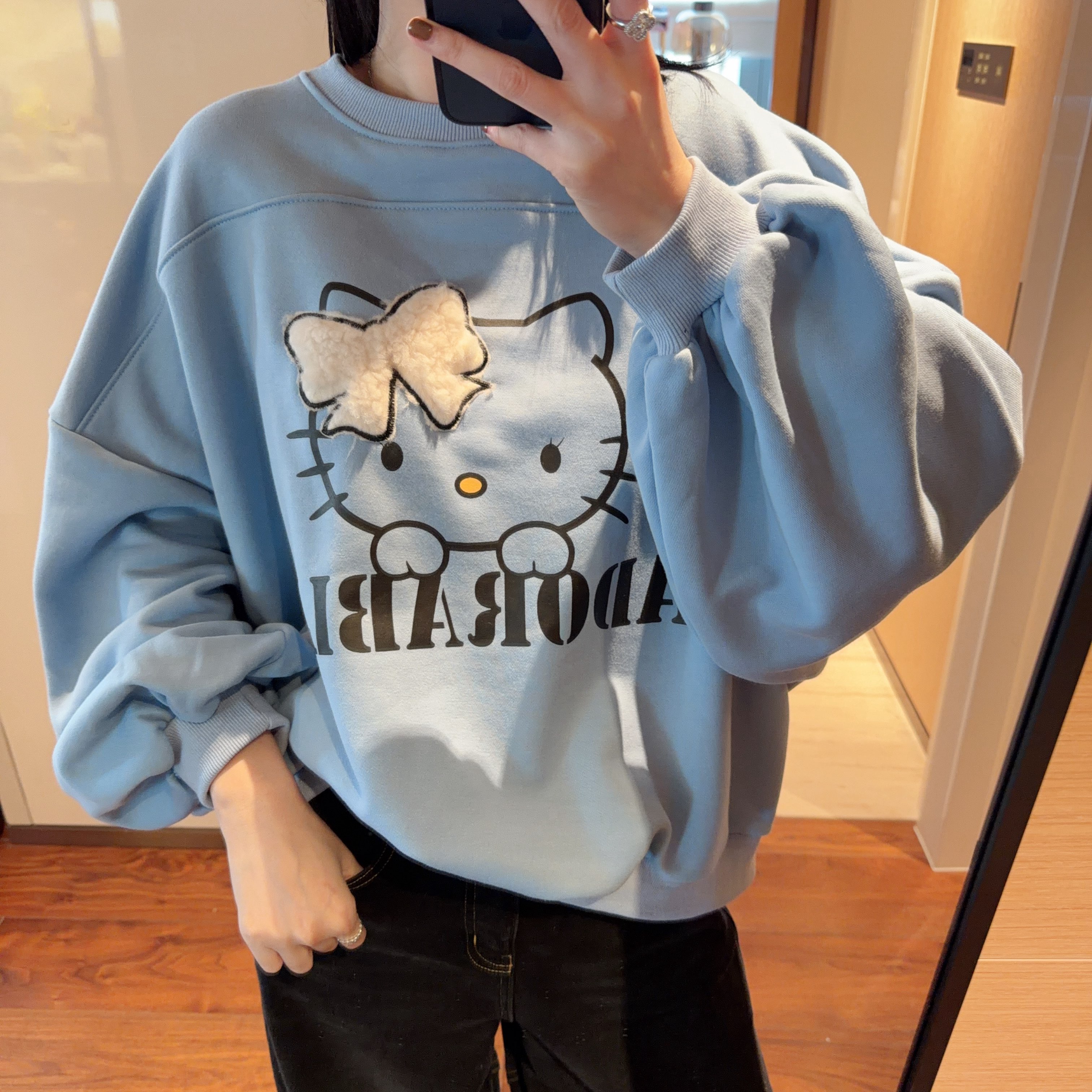 【张静芝】韩国新品~厚实加绒秋冬立体蝴蝶结猫咪蓝色显白卫衣