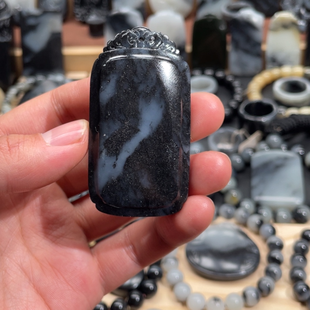 和田玉未镶嵌挂件