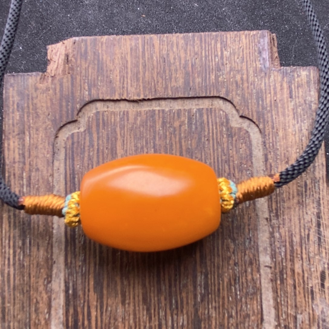 蜜蜡珠宝奇石未镶嵌