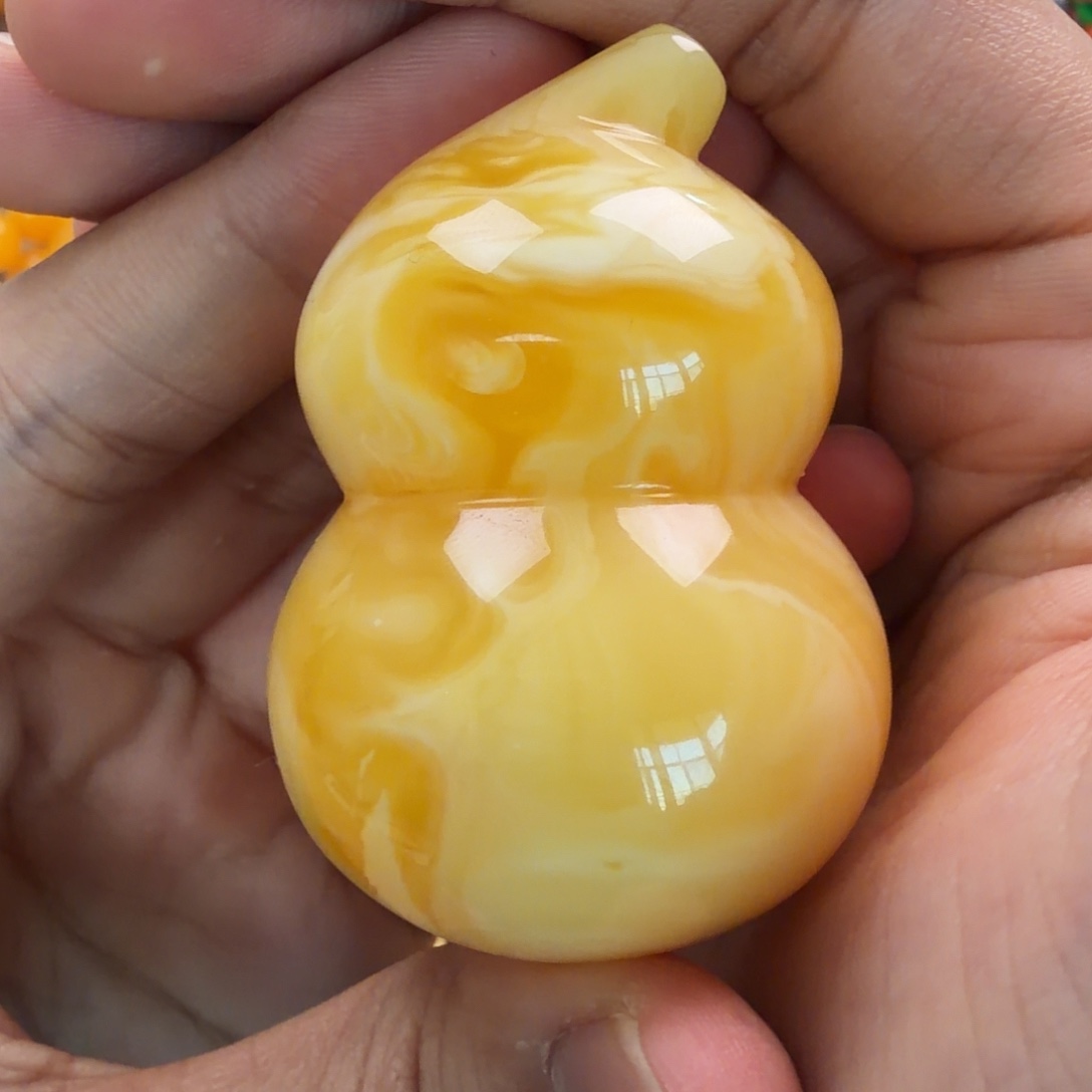 琥珀未镶嵌珠宝奇石46g