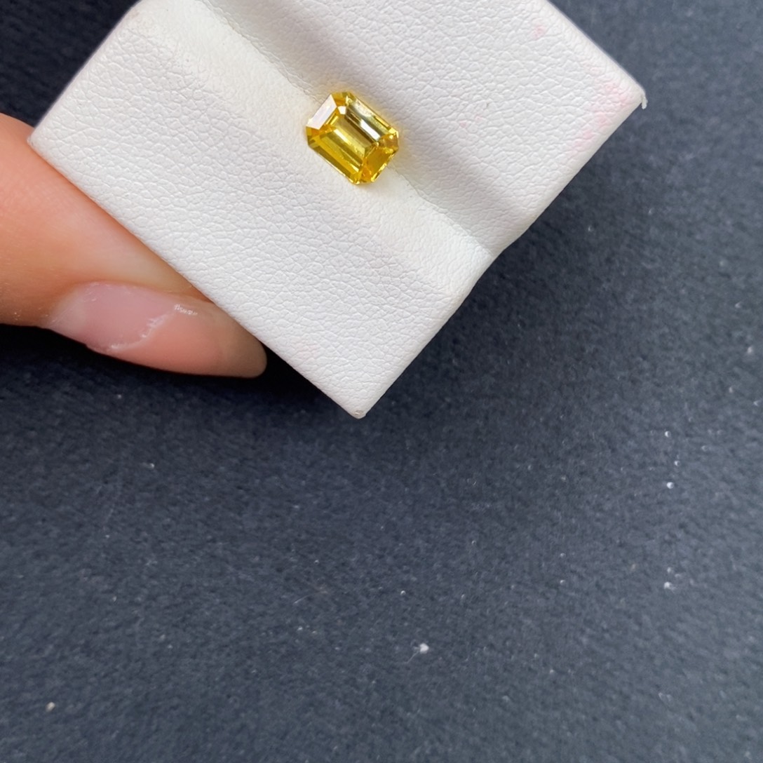 蓝宝石裸石1.01 ct