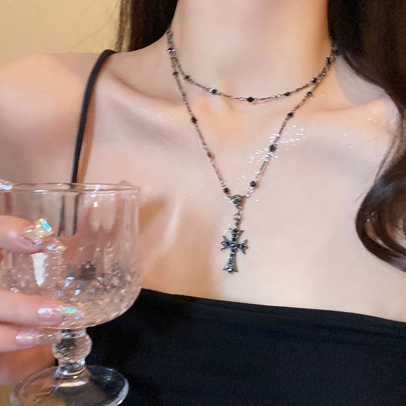 合金项链 暗黑系十字架项链女轻奢小众配饰高级感叠戴甜