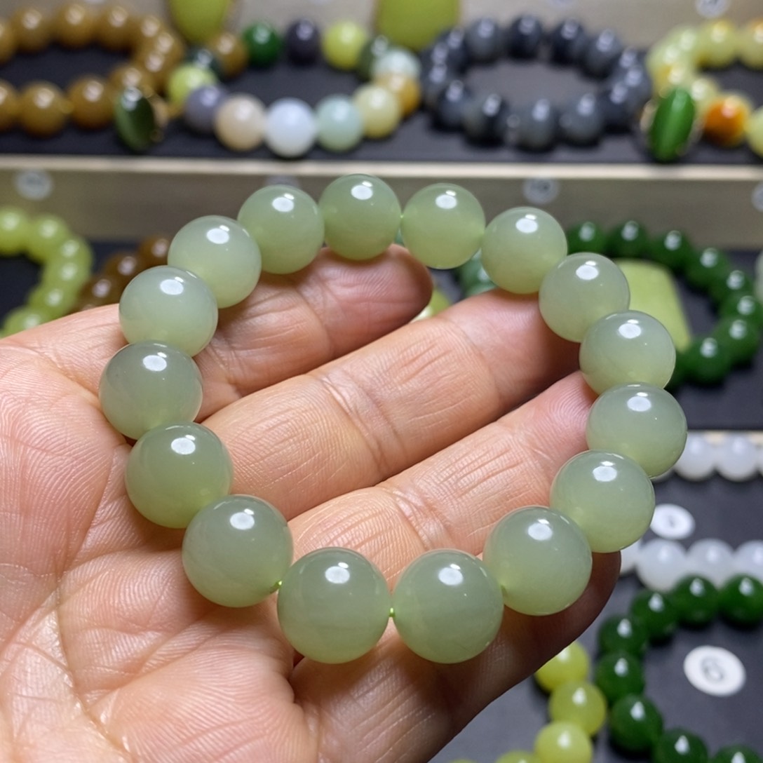 和田玉手串未镶嵌