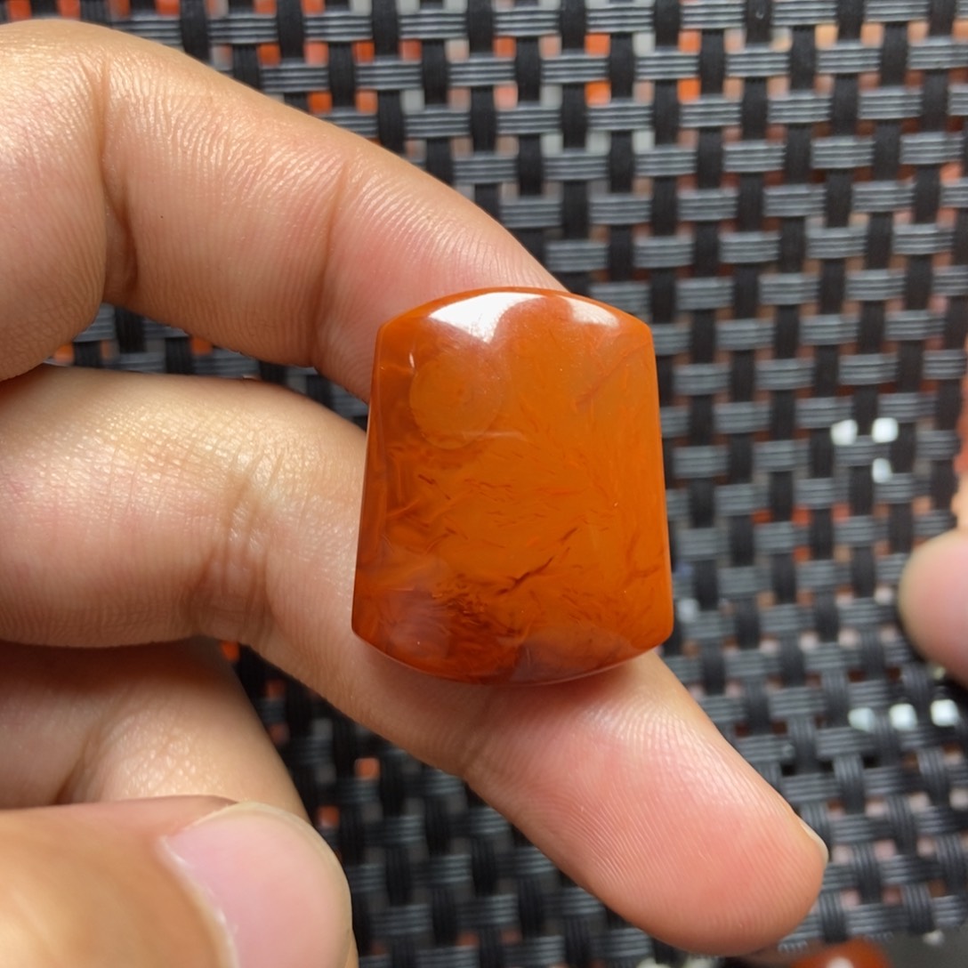 南红玛瑙吊坠(不含链)未镶嵌