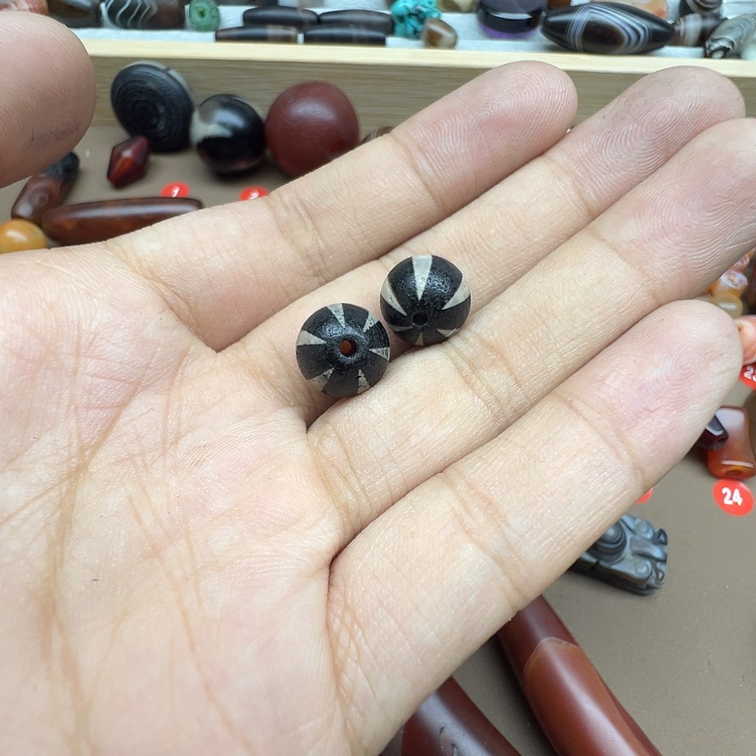 秃***牙玛瑙/玉髓合金珠宝半成品