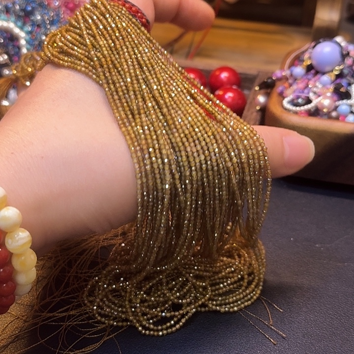 2mm特彩锆老金色4条 手工半成品散珠