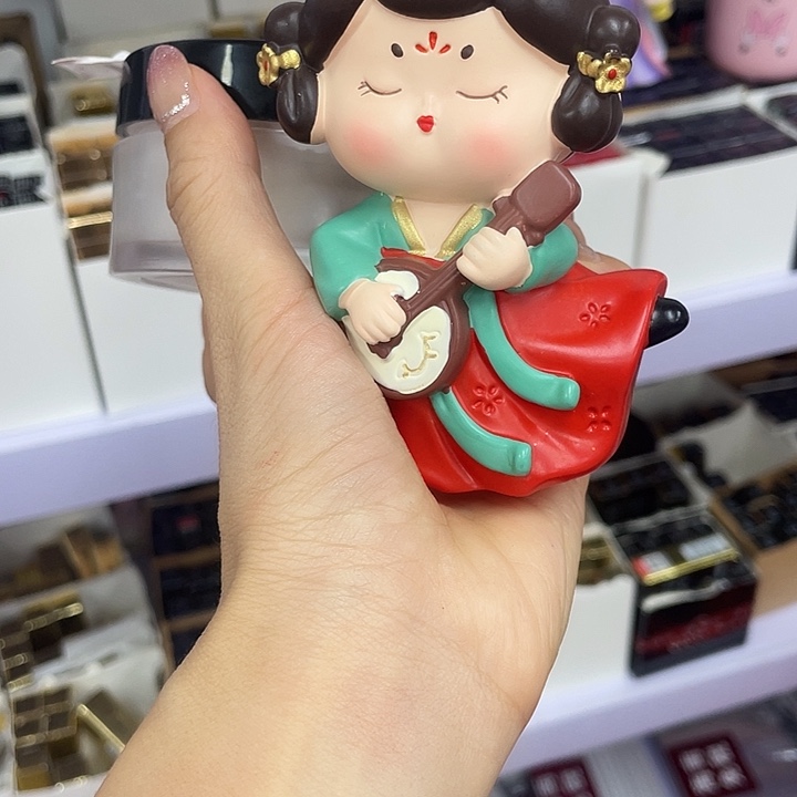 瓷片香奶奶散粉粉的陶瓷娃娃