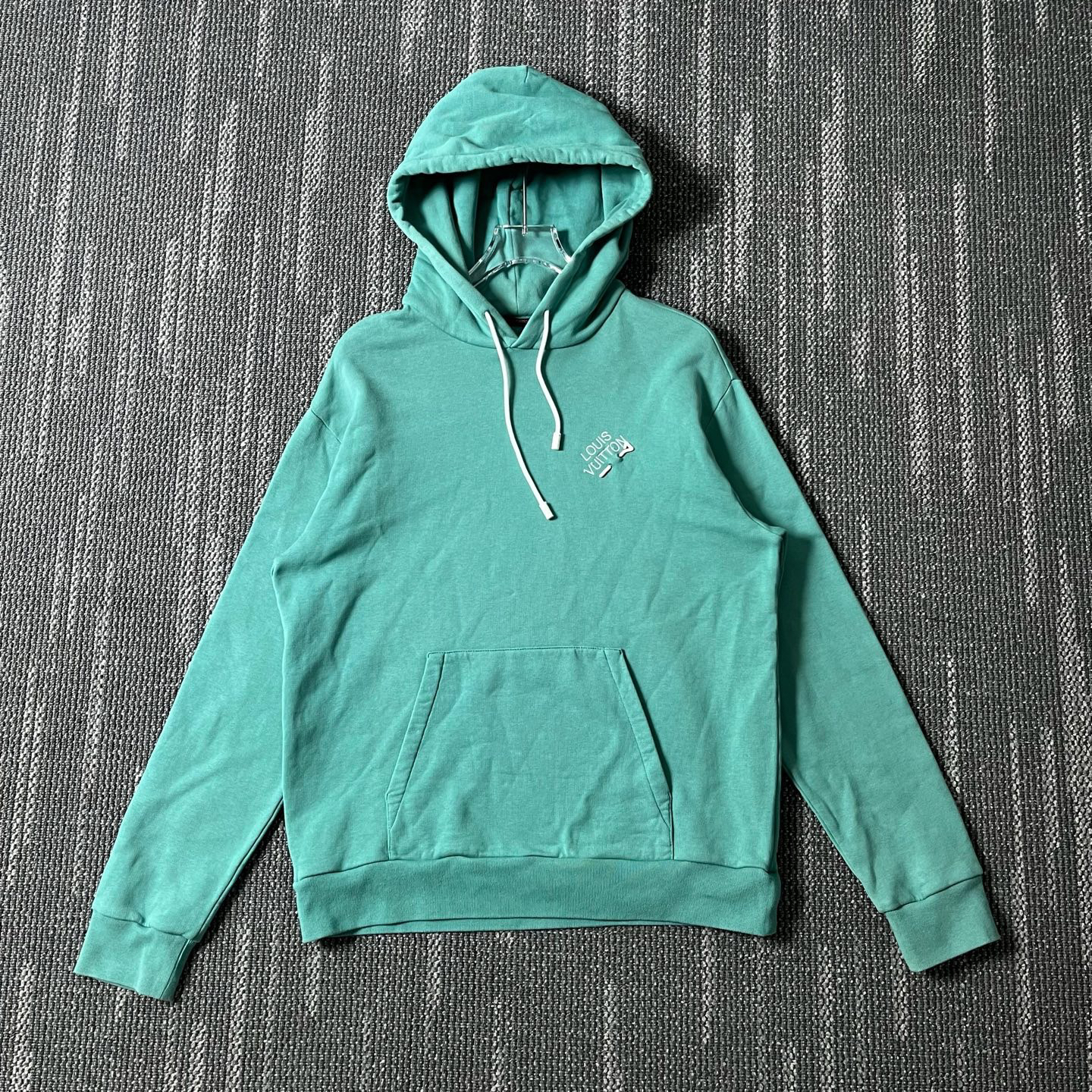 99新 LouisVuitton/路易威登 别针刺绣logo连帽卫衣/尺码L/3468