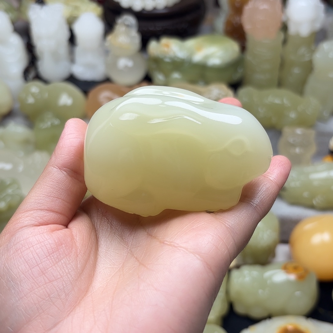 陈***琼盆景石奇石时尚百搭石头