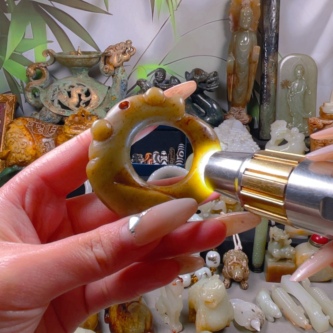 和田玉挂件未镶嵌3