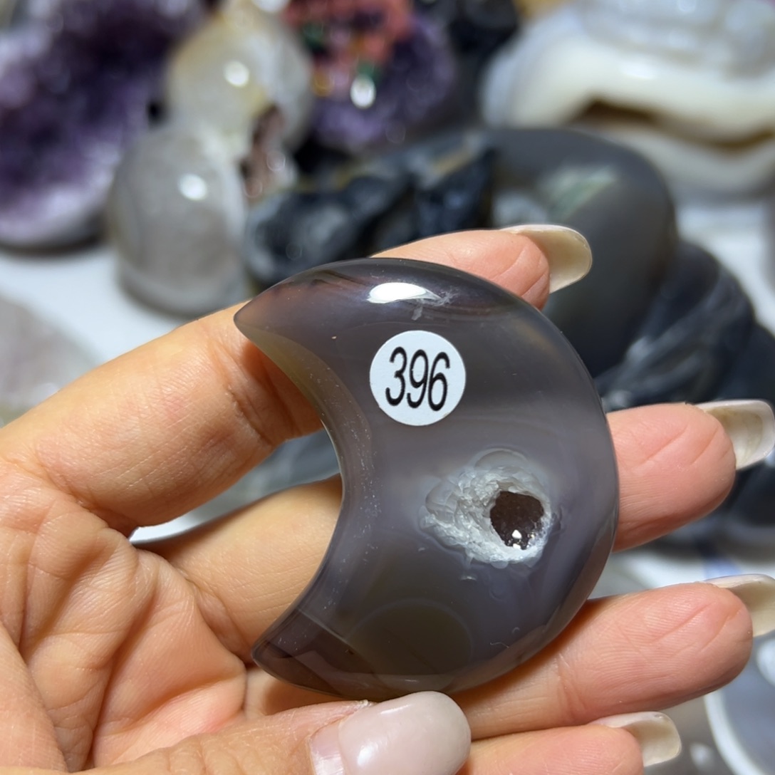 玛瑙/玉髓未镶嵌雕刻件