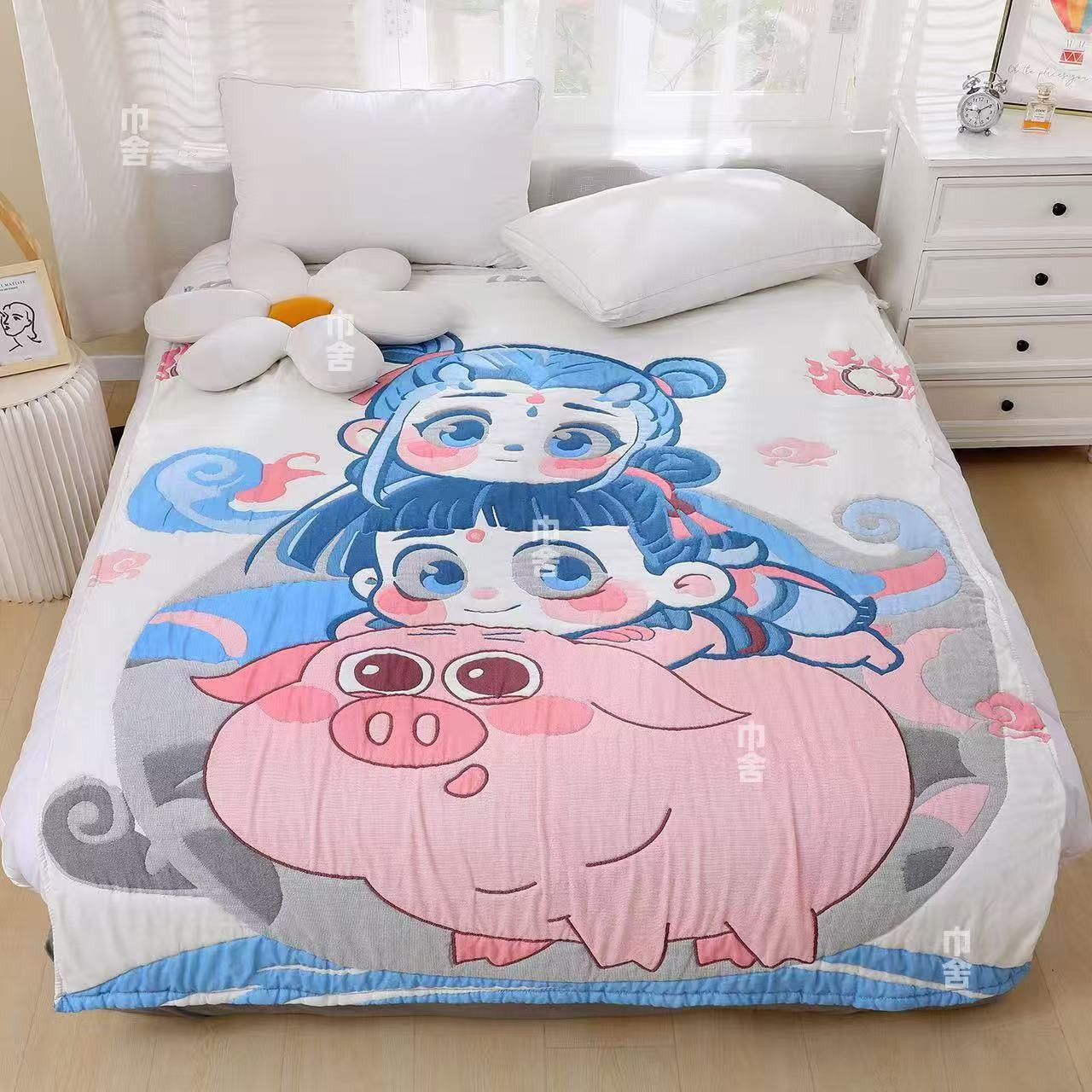 【哪吒熬兴】150*200cm 新疆棉A类 柔软亲肤卡通泡芙被 C