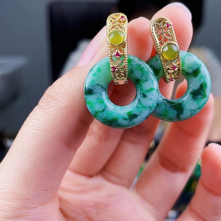 翡翠耳饰未镶嵌饰品