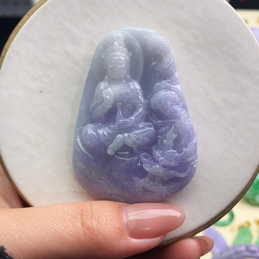 翡翠未镶嵌吊坠(赠链)