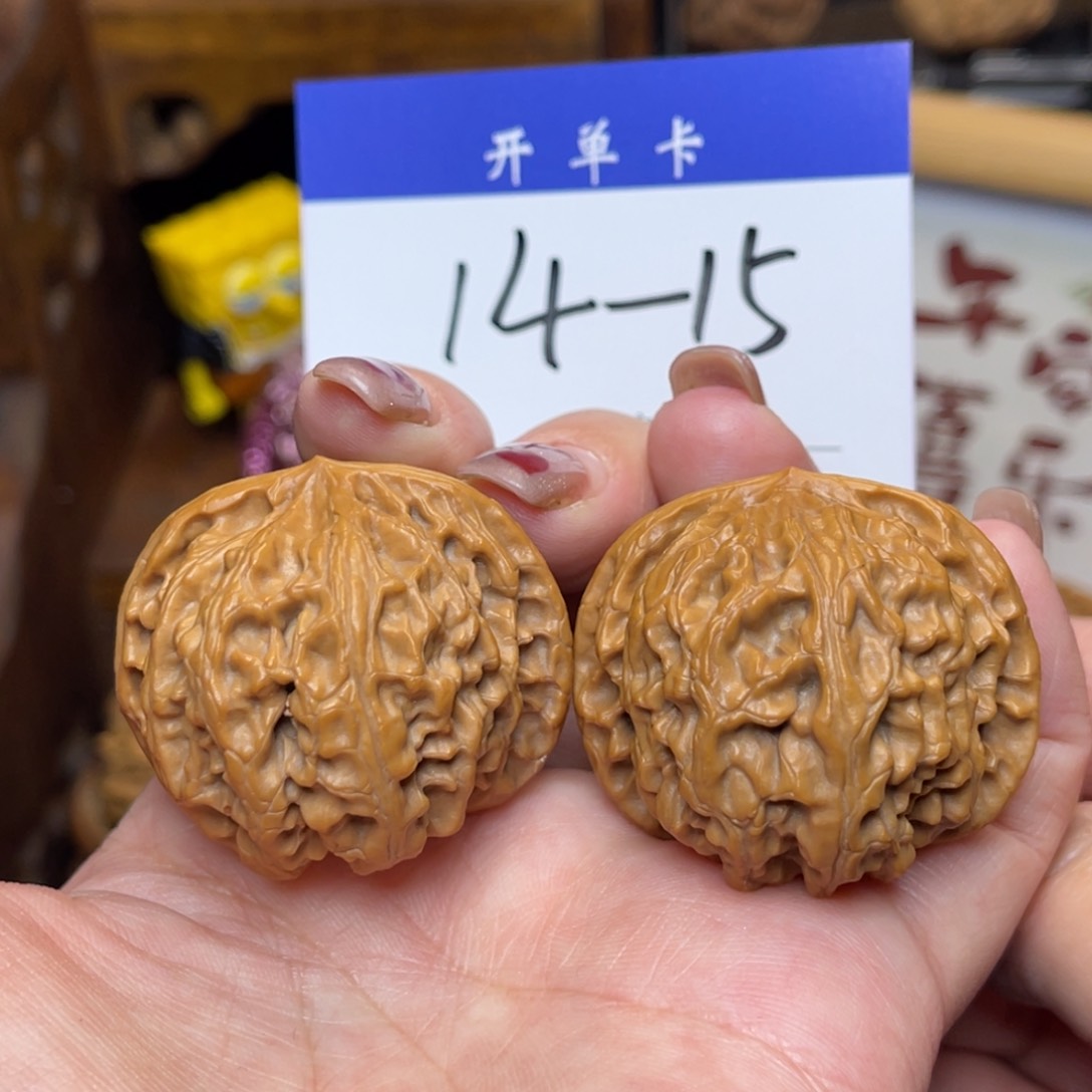 桃核把件苹果39李。修