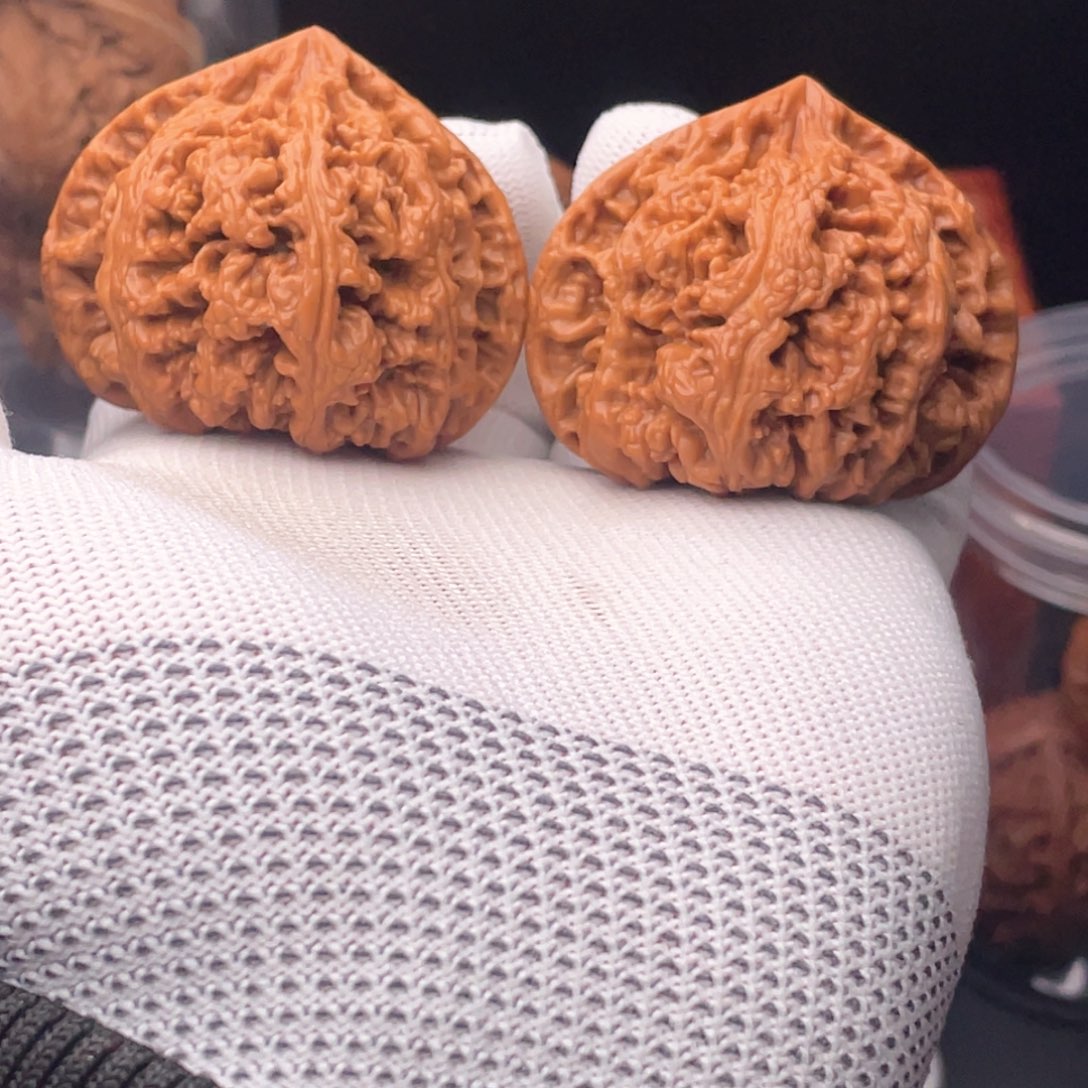 文玩核桃吊坠50三角筋