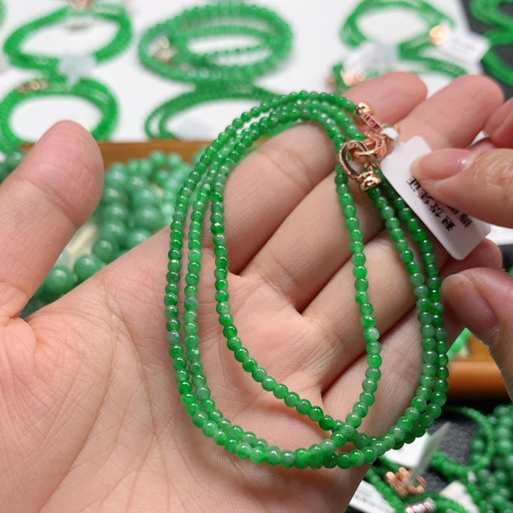 翡翠未镶嵌手链翡翠