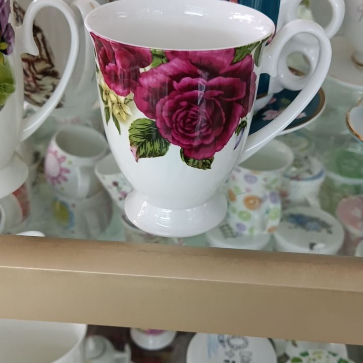 300毫升骨质瓷高脚花杯