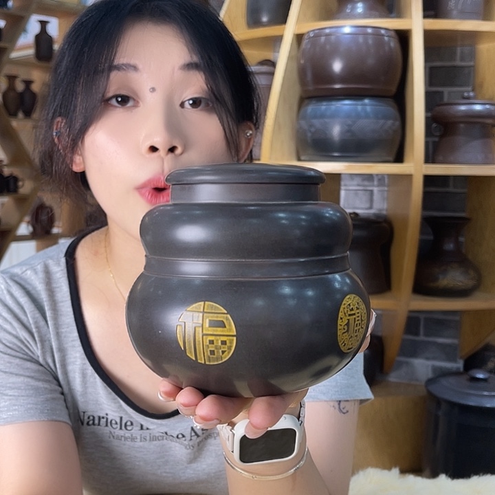钦州坭兴陶茶叶罐半斤装 吸力罐 新品
