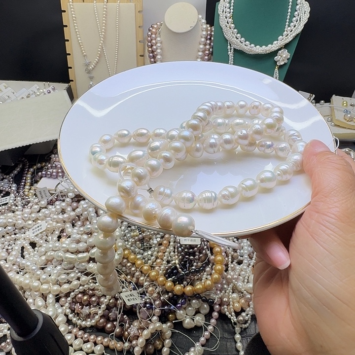 淡水珍珠合金耳饰