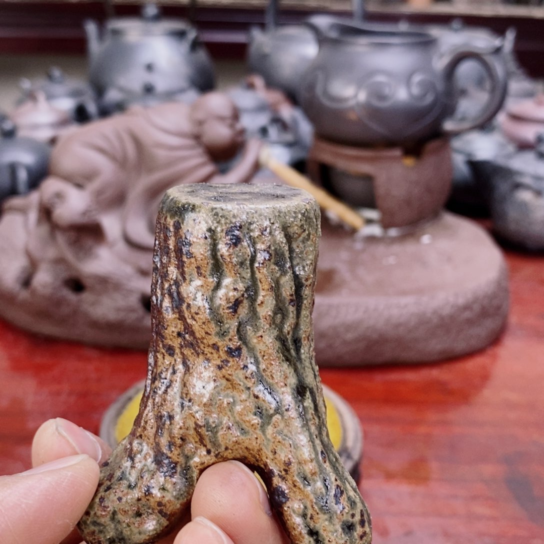 紫砂茶杯Tuiioooo46899879