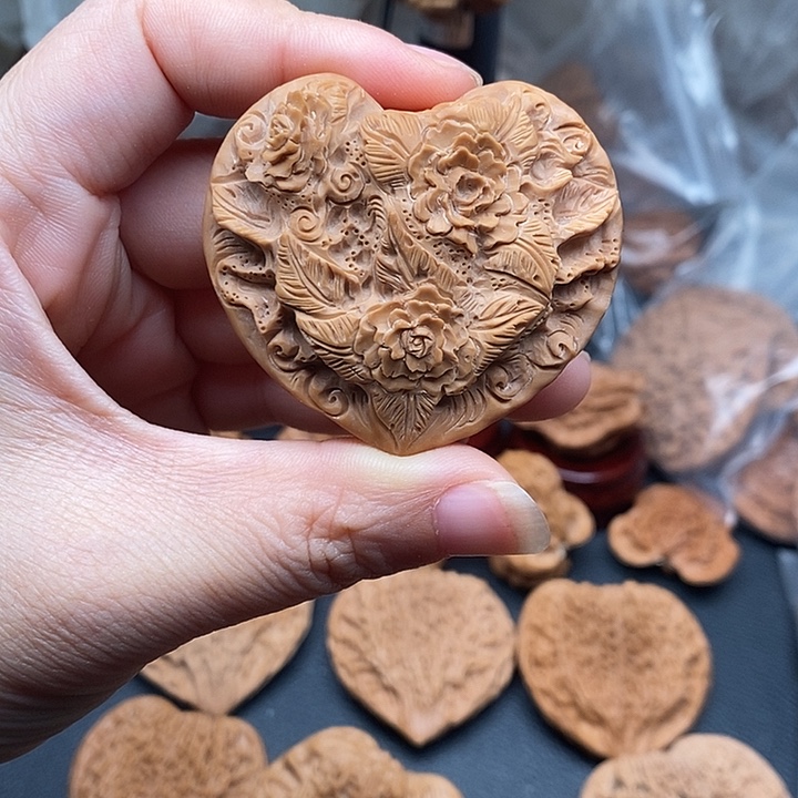 吊坠文玩核桃花开