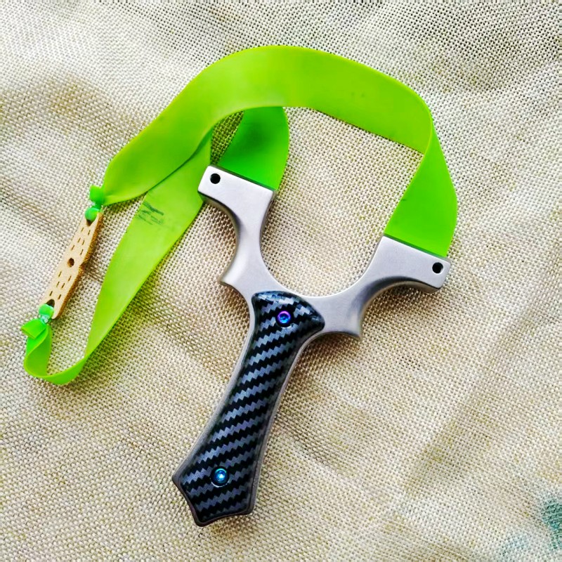 9025龙齿快压弹弓高端不锈钢高精度配加厚扁皮筋大人户外射击玩具