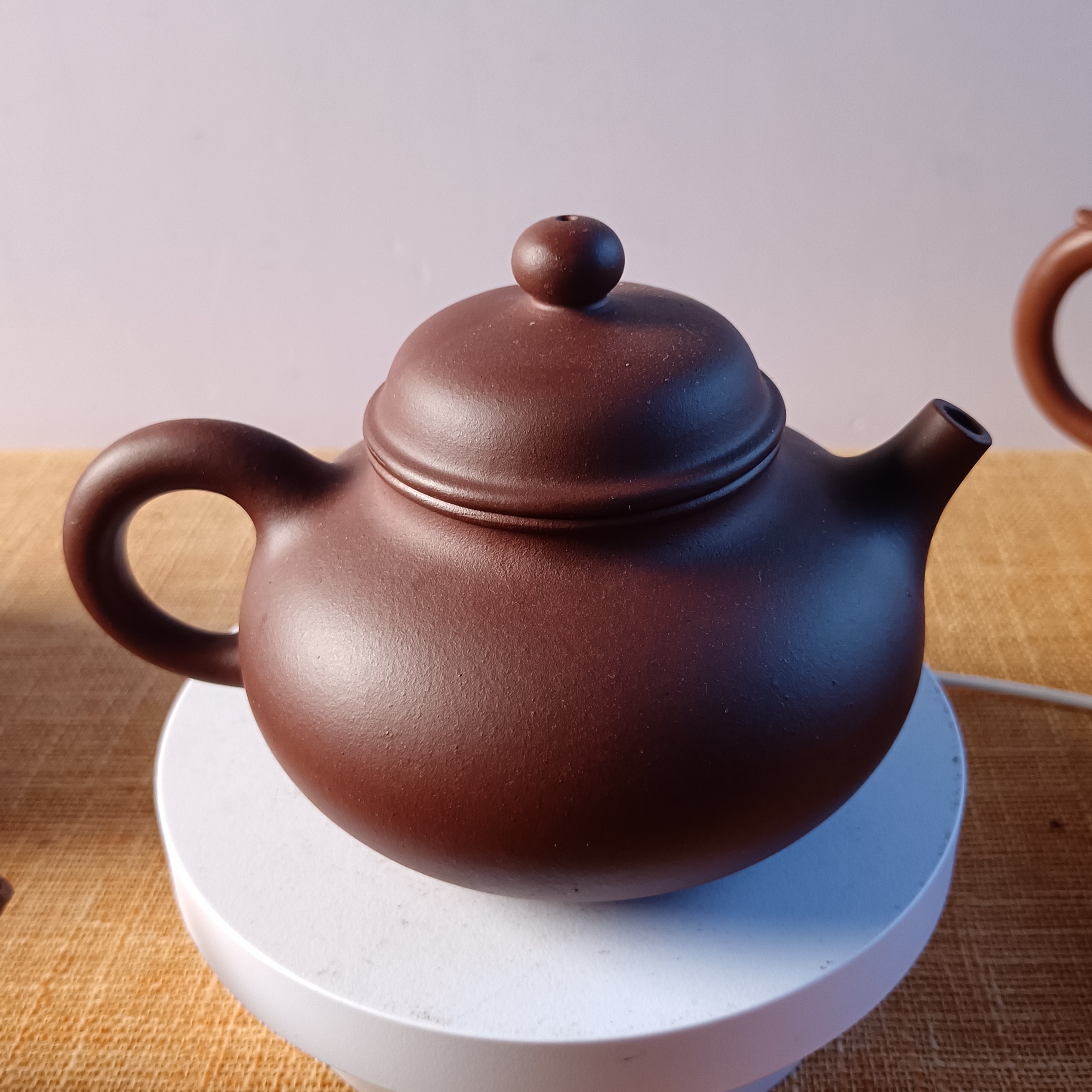 精品原矿紫砂底槽清泥料，容天壶。茶具手工