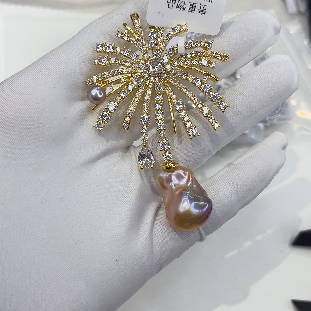 淡水珍珠耳饰合金