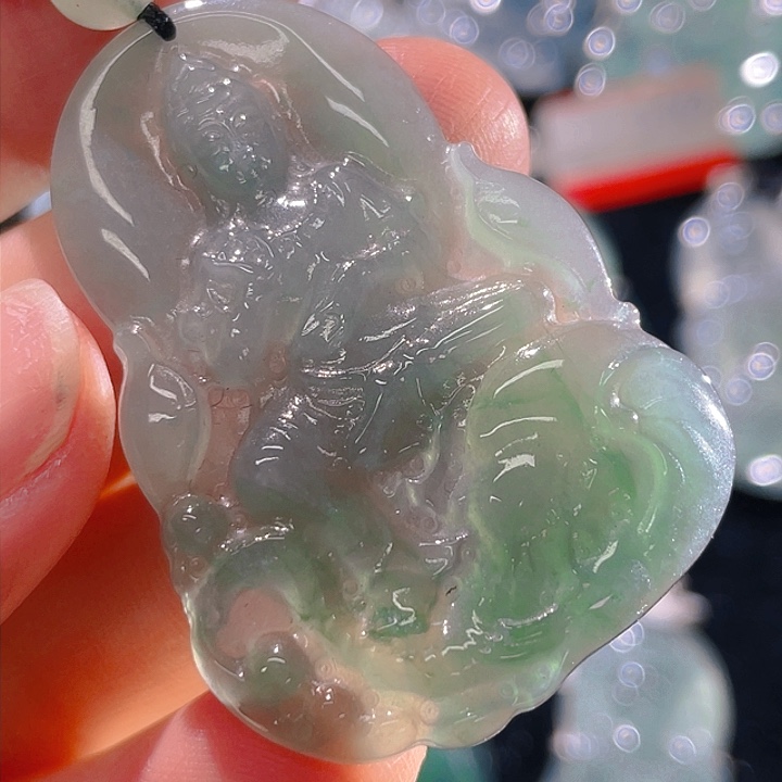 翡翠颈饰未镶嵌47，