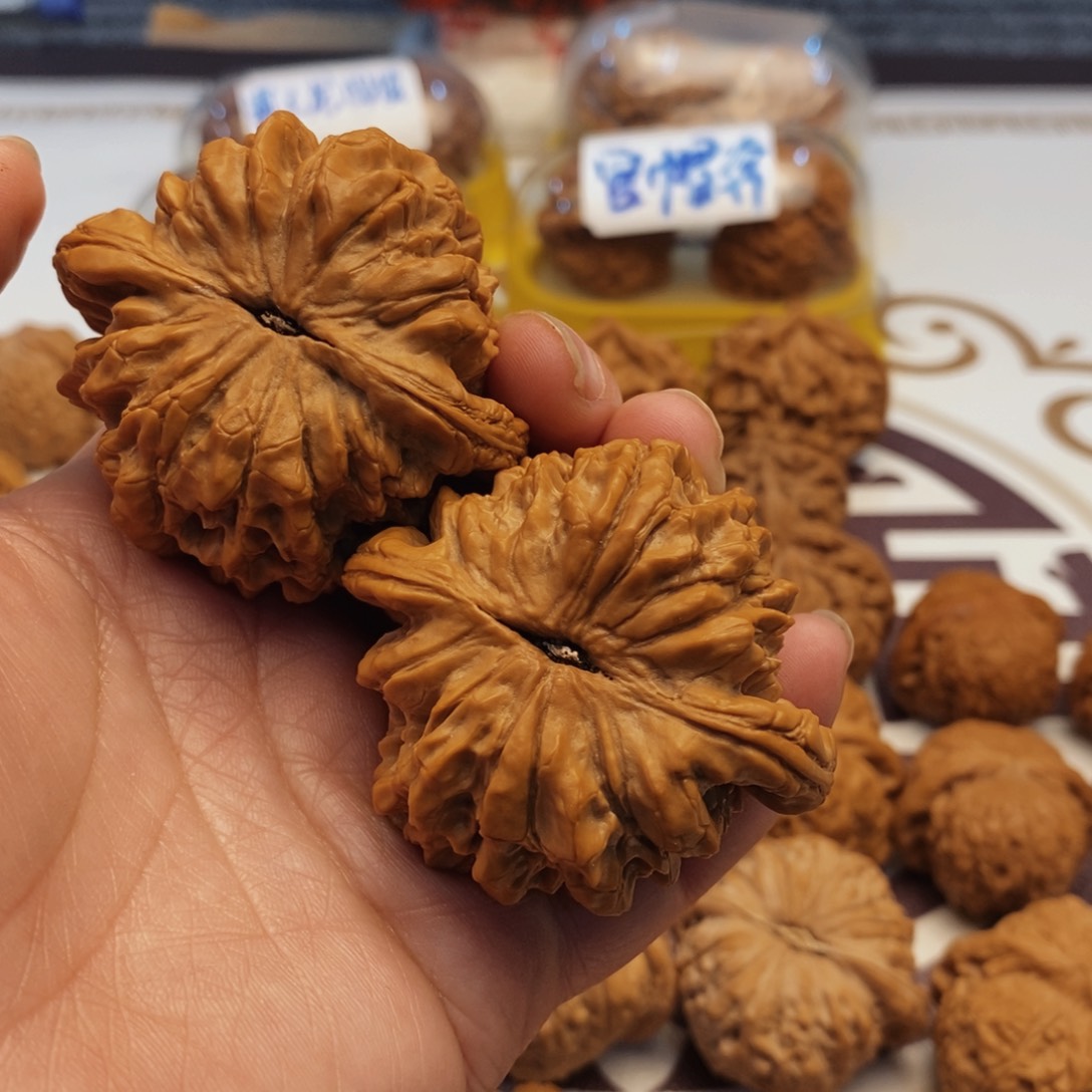 文玩核桃吊坠小****龙鼎54尺