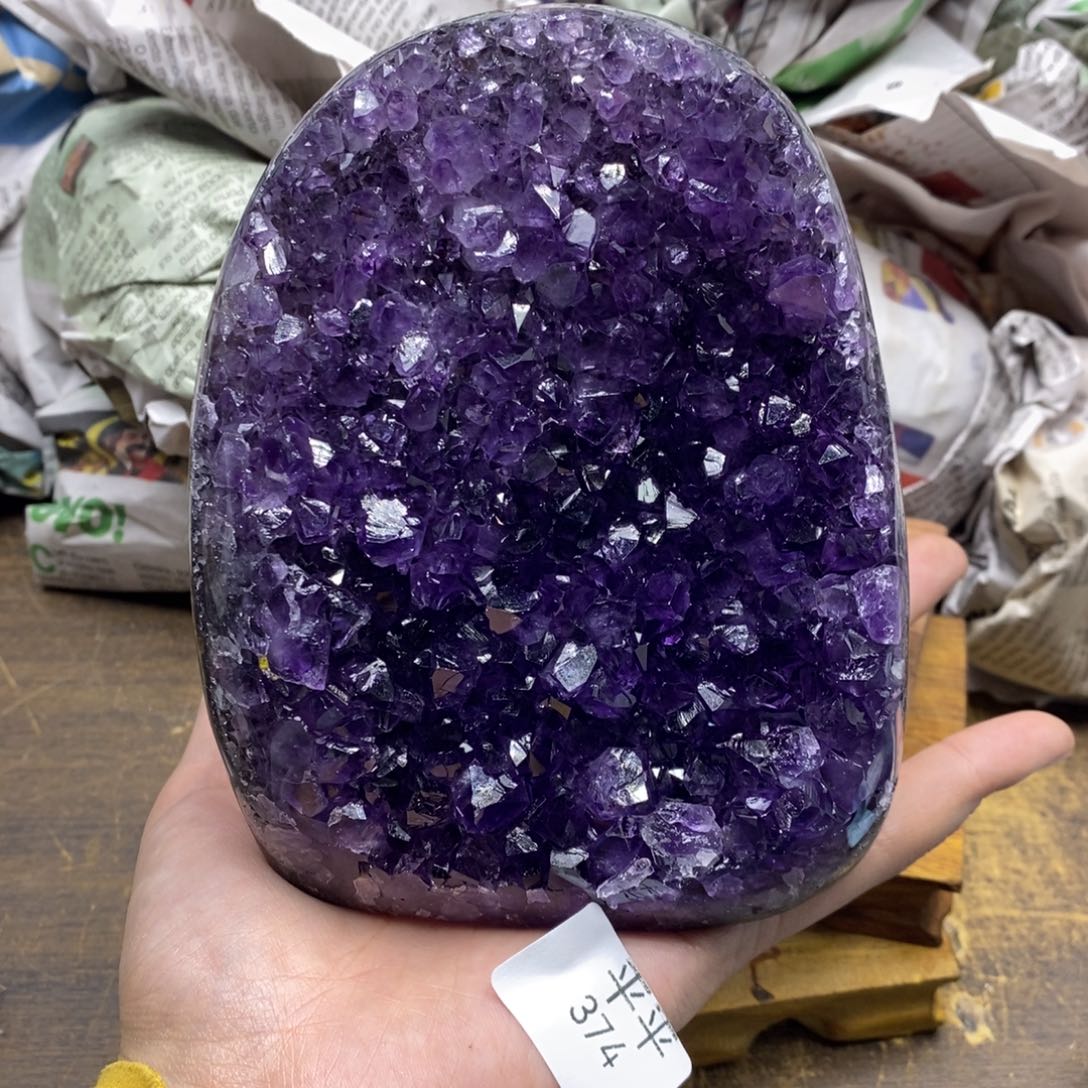 紫晶乌拉圭未镶嵌