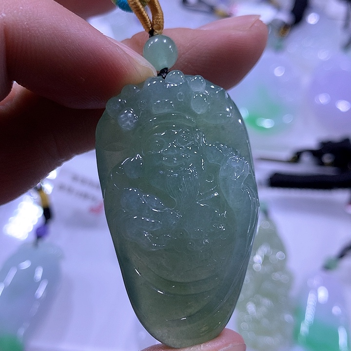 翡翠颈饰未镶嵌天然翡翠A货吊坠