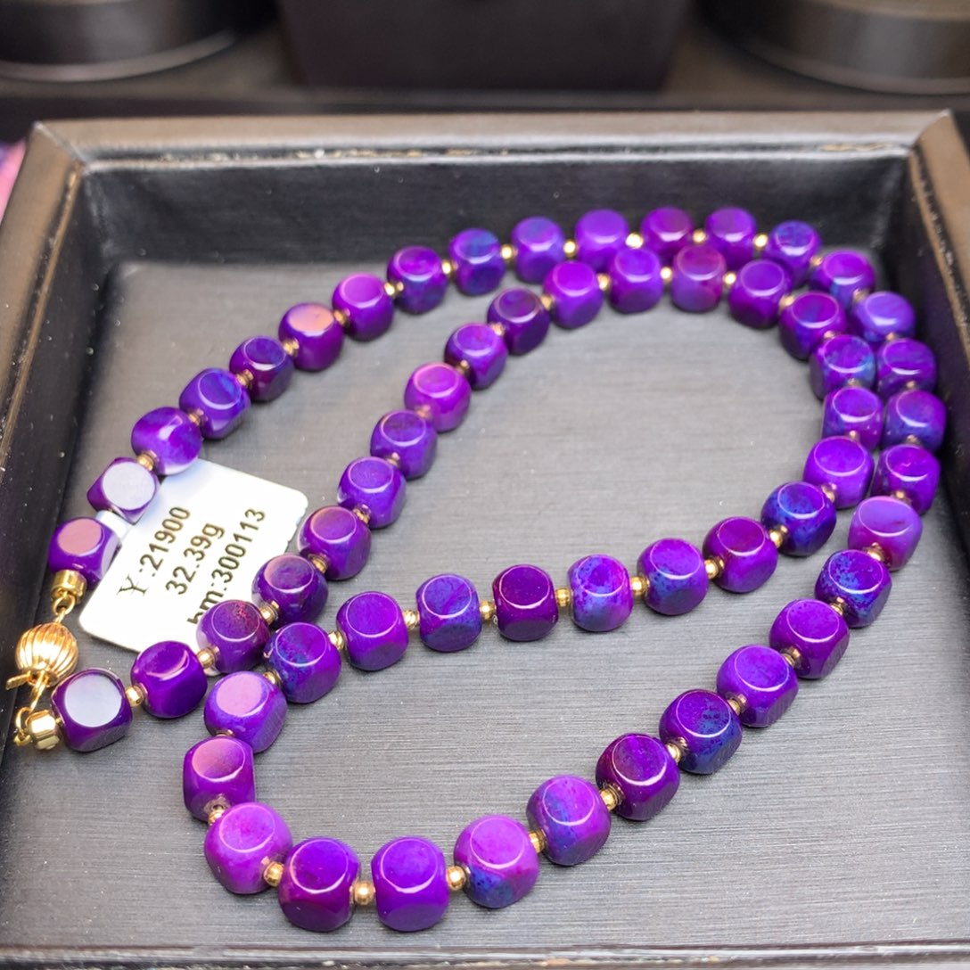 苏纪石（舒俱来）项链18K金镶嵌