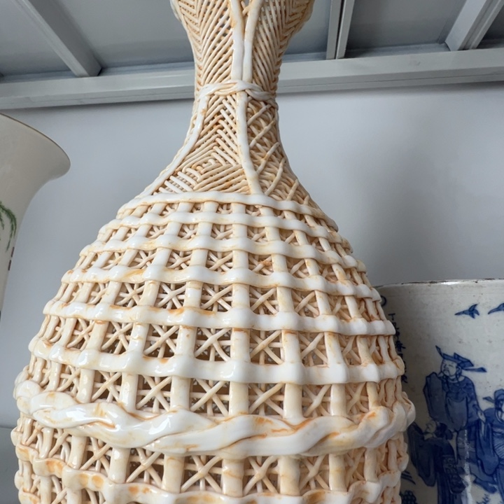 陶其他精美瓷器德化镂空编织瓶